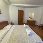 Villa Sorrentina 2*
