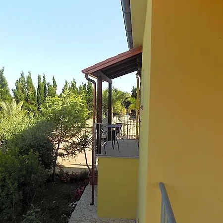 Villa Sorrentina Aparthotel 2*